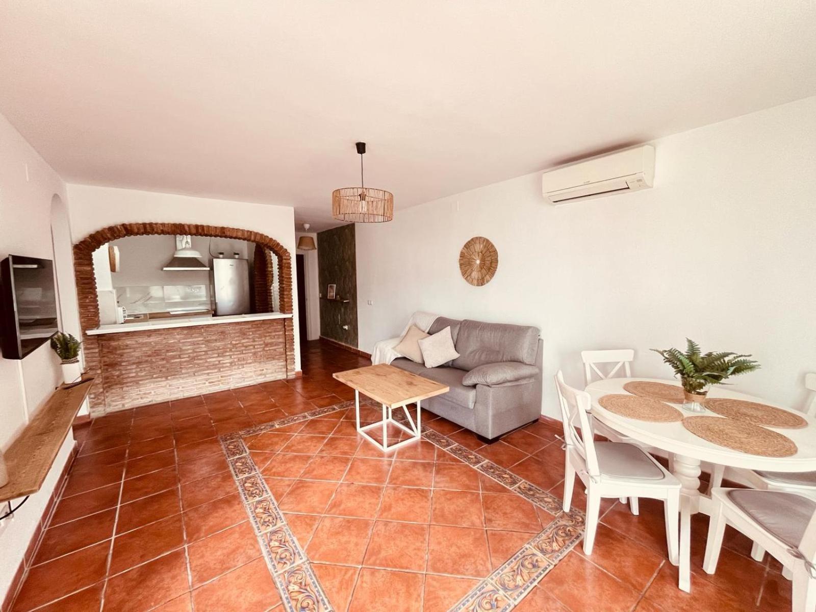 Apartamento Pueblo Evita Benalmádena Exterior foto